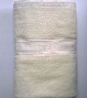Cotton 100%, Kích thước 70*140 cm , Trọng lượng 380g. khăn tắm dùng trong nhà nghỉ, khách sạn..